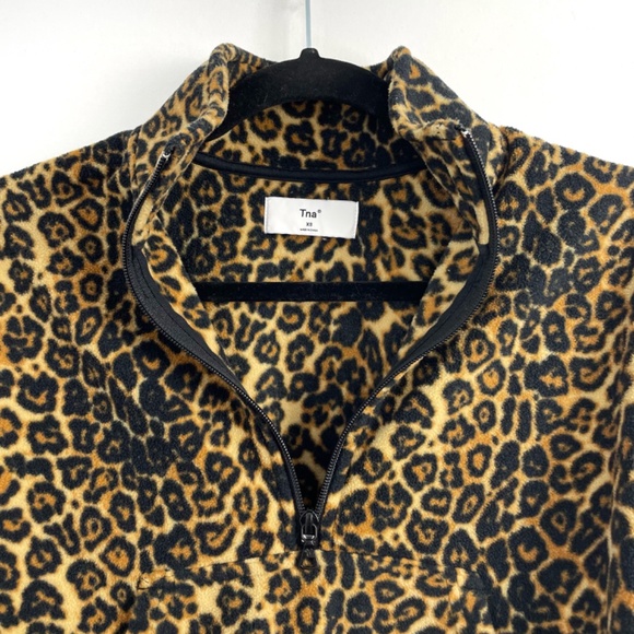 Aritzia TNA Lena Leopard Half Zip Fleece Sweater Sz XS - Picture 6 of 12